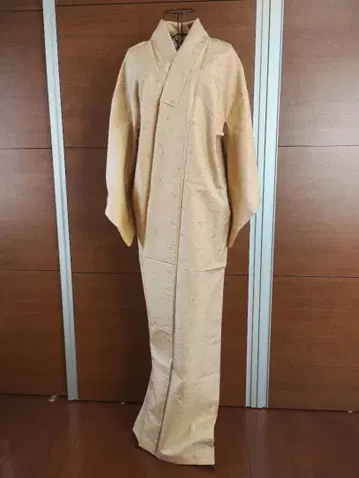 [ 새상품 미사용 ] 베이지 기하학 패턴 기모노