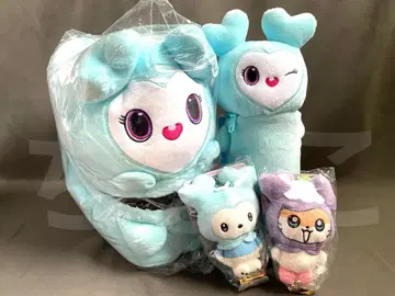 GIGO 한정판 TWICE LOVELYS 나연 사나 세트