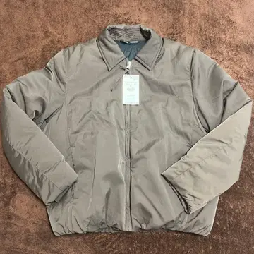 베이지 점퍼 M 사이즈