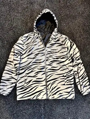 [ 외도의 노래 ] 제브라 패턴 나일론 자켓 후드 부착 XL 상당