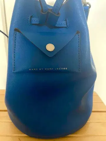 MARC BY MARC JACOBS 파랑 버킷 백