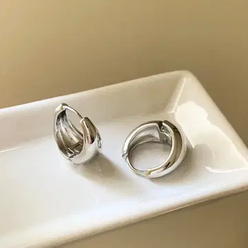 S925 실버 후프 귀걸이 여성용 양쪽 귀 착용 가능 성숙/러블리 블루톤