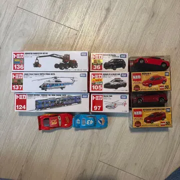 토미카 묶음 판매 136 137 124 36 105 97 덤 포함