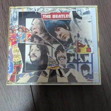 The Beatles 앨범 콜라주 자켓