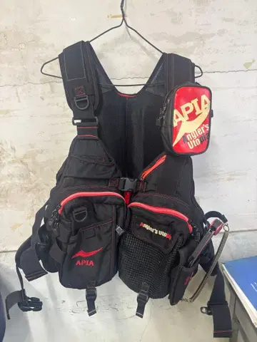APIA Angler's Utopia 낚시용 조끼 구명 조끼