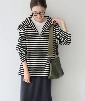 미사용 새상품 슬로브 이에나 쭈리 보더 하프 지퍼 풀오버