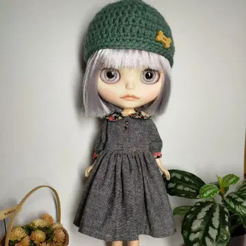 브라이스 옷 갈아입기 세트 그레이 드레스와 그린 모자