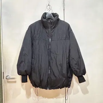 뷰티앤유스 다운 자켓