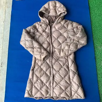 몽벨 베이지 다운 자켓 M