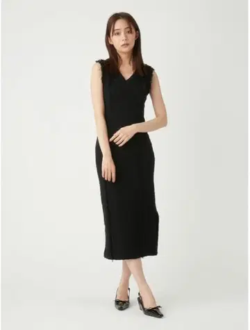 블랙 슬리브리스 니트 원피스