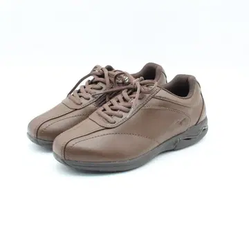 50 새상품 미즈노 ZIP 워킹화 (23.5cm)