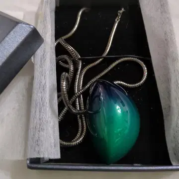 하세가와 요시코 키라에쿠라 드롭형 목걸이