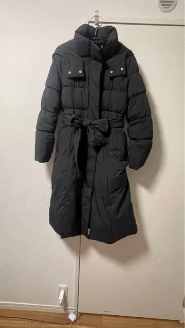 ROYAL PARTY 블랙 롱 다운 자켓