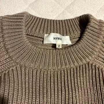 하이크 니트 스웨터