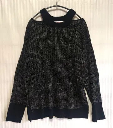 빅 사이즈 CAPPY 오프숄더 블랙 니트 긴팔 얇은 소재