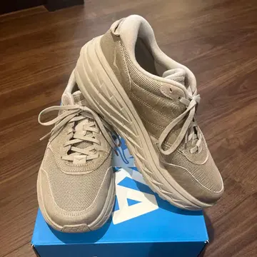 HOKA 한정판 BONDI L