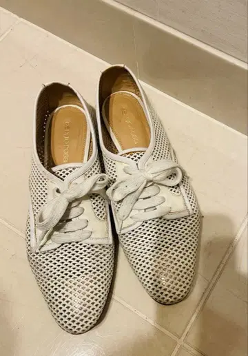 sergio rossi 메쉬 로퍼 화이트