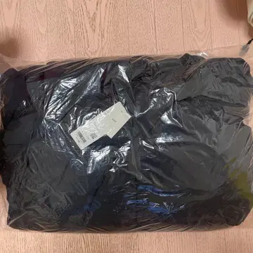 유니클로 심리스 다운 코트