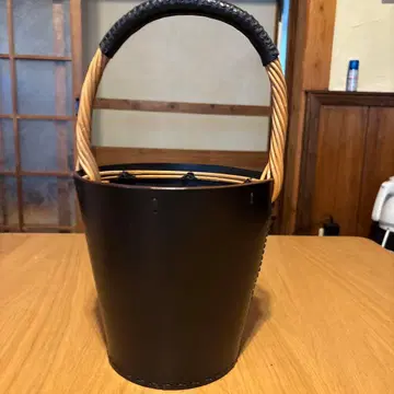 에바고스 블랙 가죽 카고백