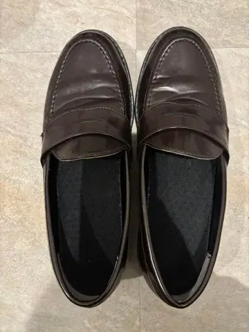 브라운 가죽 로퍼