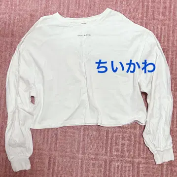 치이카와 x earth 소매 볼륨 풀오버 아이보리