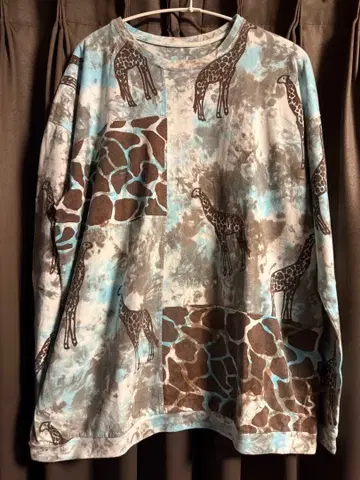 ELRODEOD 기린 패턴 긴팔 티셔츠