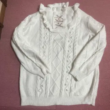 허니시나몬 화이트 프릴 니트 원피스