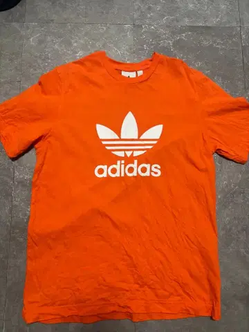 adidas 오렌지 로고 반팔 T셔츠 M 사이즈