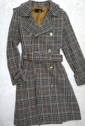 체크 무늬 더블 브레스트 코트 롱 코트