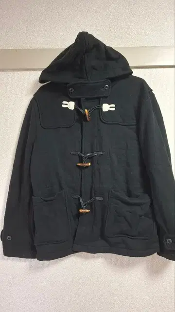 cune 블랙 더플 코트 후드 부착 토끼 트레이닝복