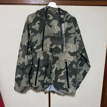 TIGHTBOOTH 카모플라쥬 마운틴 파카 L