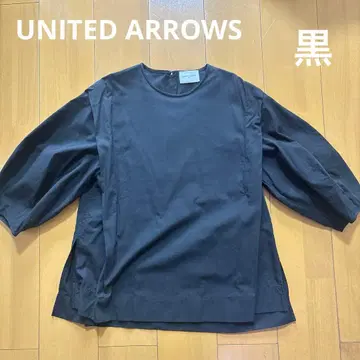 유나이티드 애로우즈 턱 퍼프 슬리브 블라우스 블랙