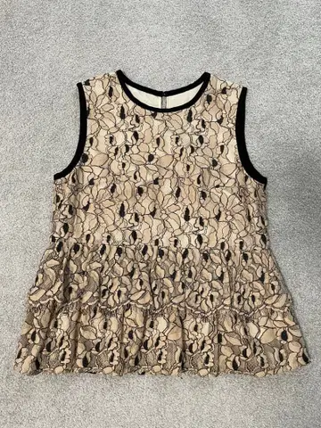 다이어그램 그레이스 콘티넨탈 레이스 티어드 슬리브리스