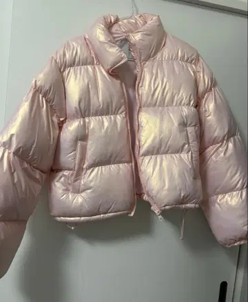 숏 기장 핑크 다운 자켓
