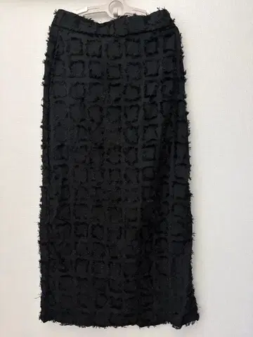 [ 새상품 ] lumier 프린지 체크 타이트 스커트 블랙