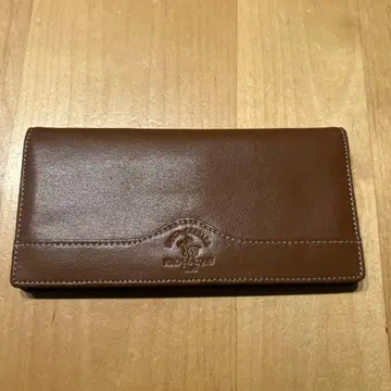 브라운 가죽 장지갑 엠보싱 로고 포함