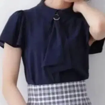 [ 즉시 구매 시에만 가격 인하 가능 ] 멀티 웨이 보타이 블라우스