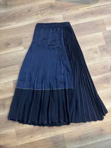 ZARA 2톤 플리츠 스커트