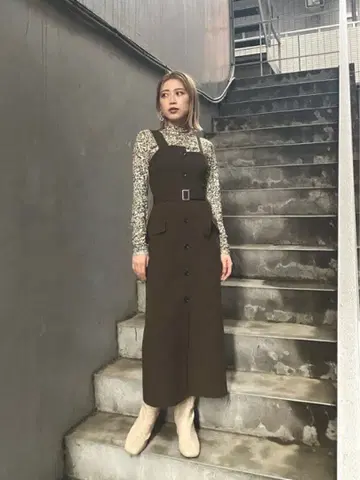 [ 새상품급 ] MURUA 사이드 포켓 점프수트