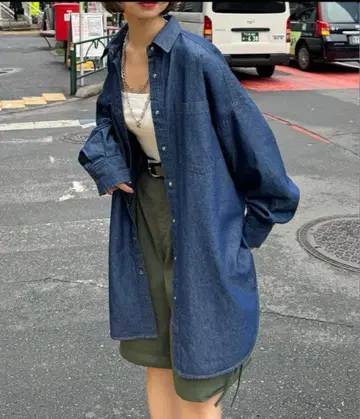 PAGEBOY 백 프린트 데님 루즈 셔츠