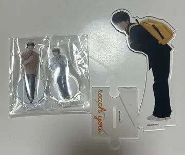 너에게 닿지 않아 아크릴 스탠드