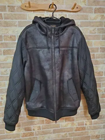 하자 있음 초특가 EA7 엠포리오 아르마니 남성용 아우터 자켓 새상품급