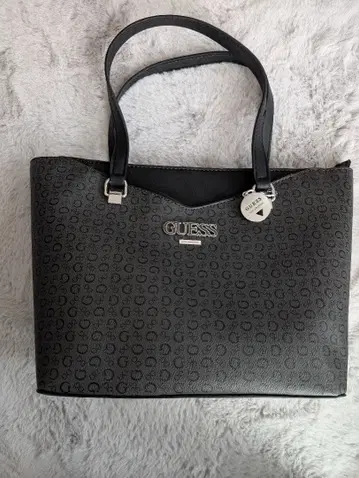 GUESS 그레이 토트백