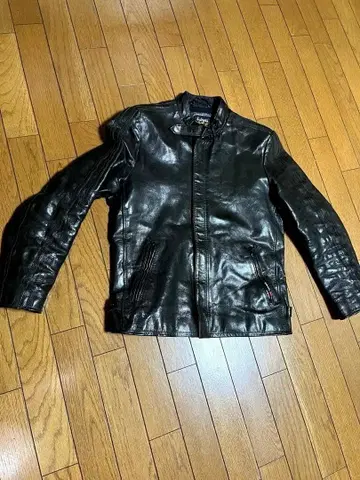 Schott 블랙 가죽 자켓 S 사이즈