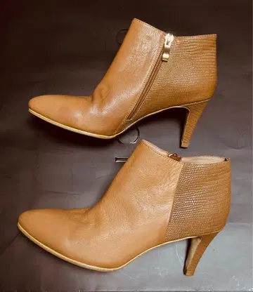 SARA JONES LONDON 부티 숏부츠