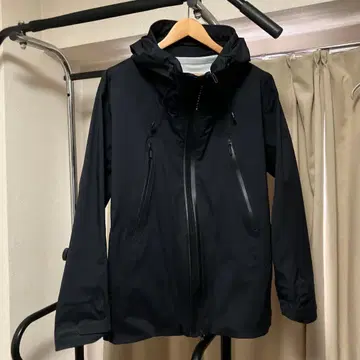 DESCENT ALLTERRAIN CREAS 데상트 클레어스 XO