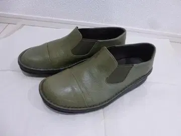 잉코르제 새상품급 슬립온 23.0