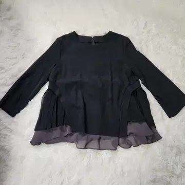 루일 에 부티크 플리츠 페플럼 상의 블랙 LL