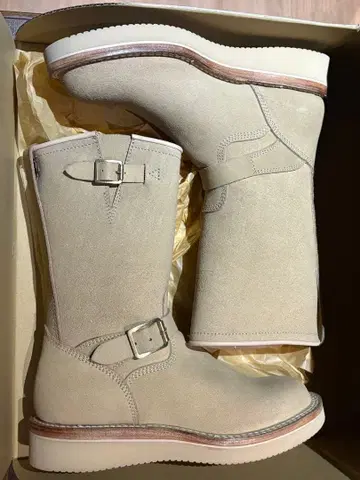 미사용 새상품 웨스트 라이드 베이지 스웨이드 엔지니어 부츠