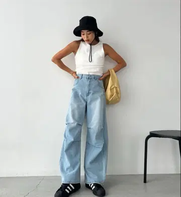 [ 새상품급 ] trunc88 한정판 데님 커브 실루엣